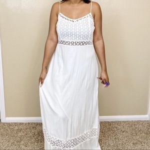 Off White Maxi Dress With Eyelet Detail - Size XL